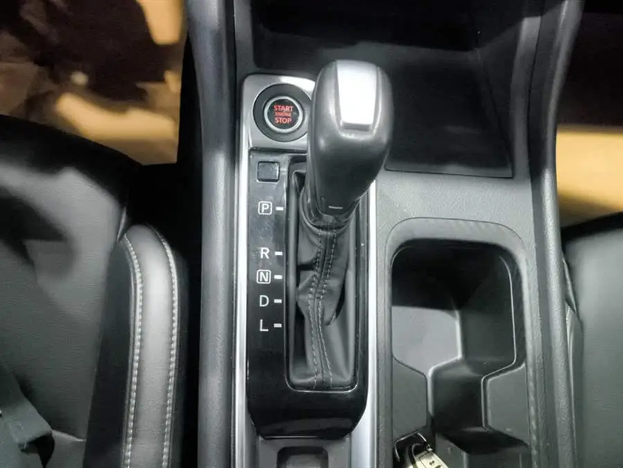 2022 نيسان سيلفي 1.6 لتر XL CVT نسخة الاستمتاع