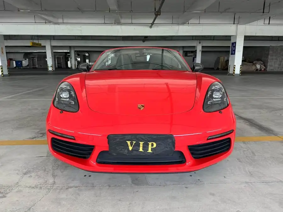 Porsche 718 2020 Model Boxster 2.0T