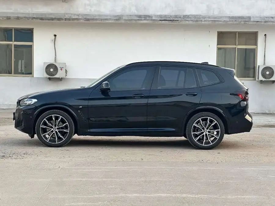 BMW X3 2023 xDrive30i Leading Model M Night Package