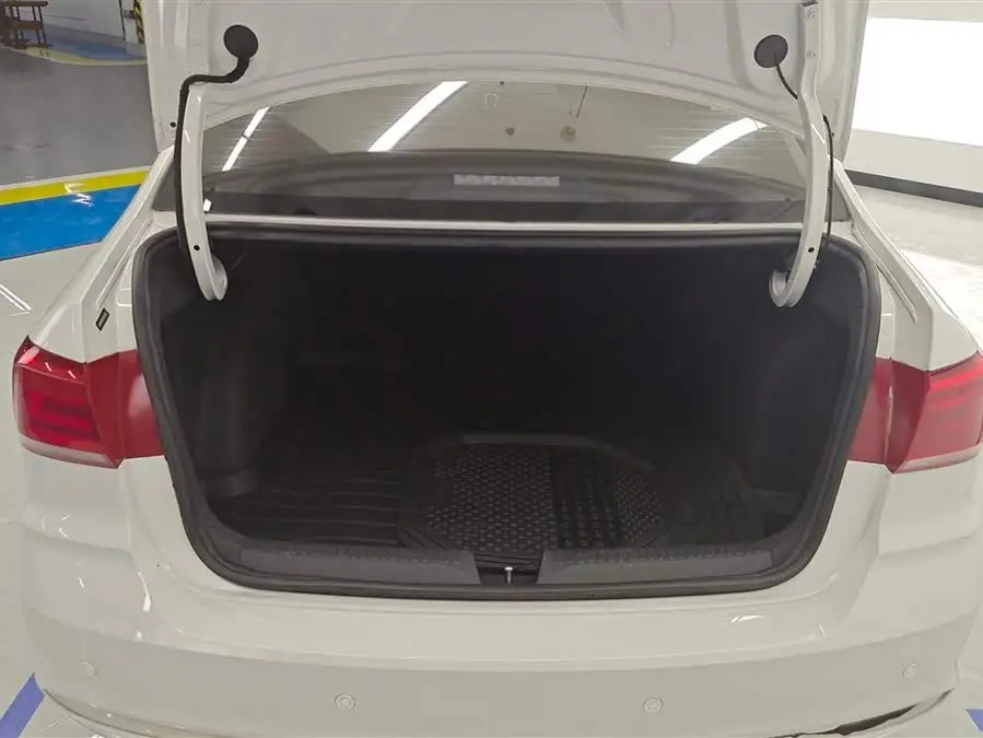 Santana 2021 1.5L Manual Style Edition