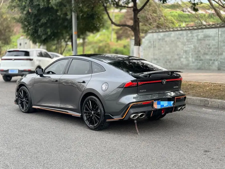 Changan UNI-V 2023 1.5T Sports Edition