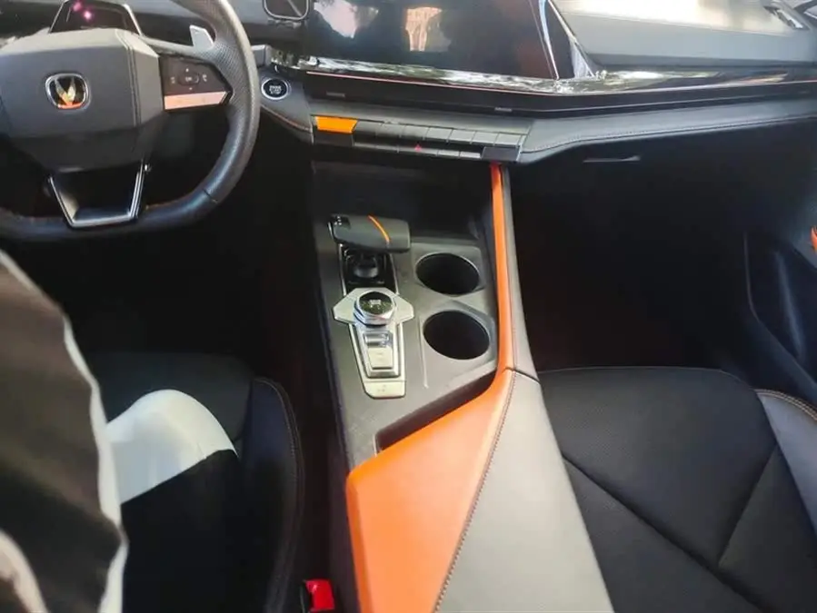 Changan UNI-V 2022 1.5T Premium Model