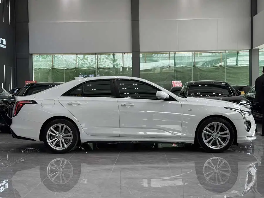 كاديلاك CT4 2021 28T الفخامة