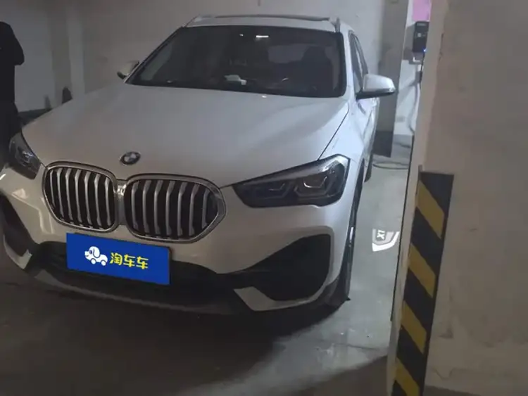 BMW X1 2022 sDrive25Li Leading Edition