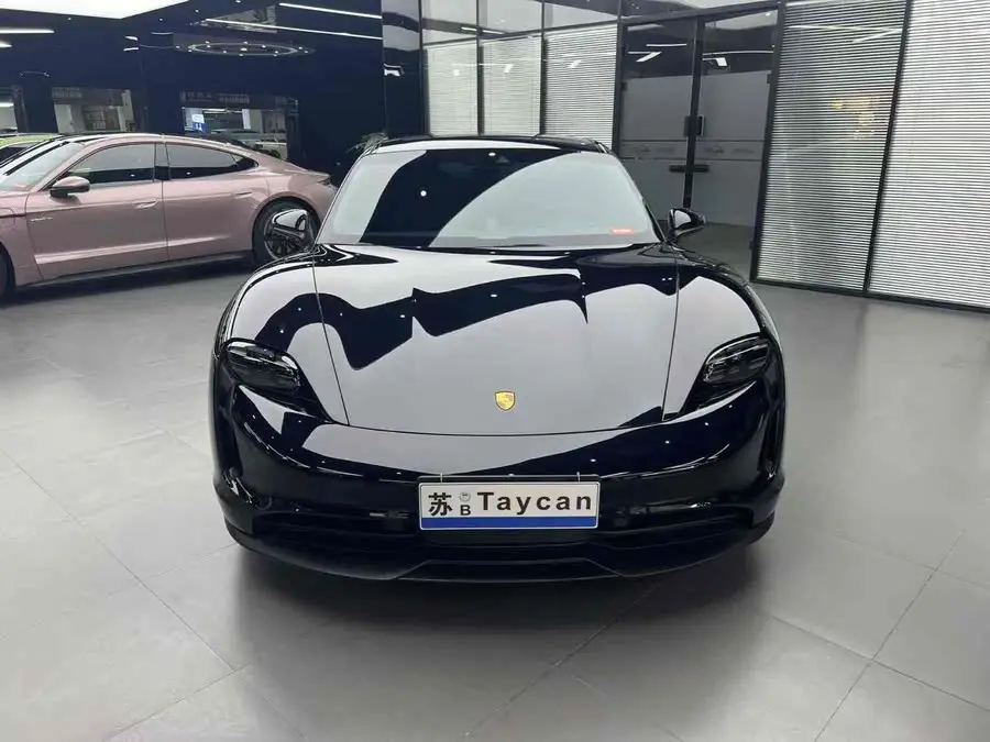 تايكان 2022 طراز تايكان