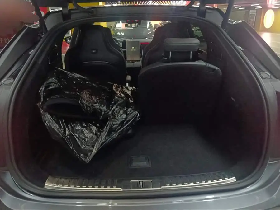 HiPhi X 2021 Flagship Edition 6-seater