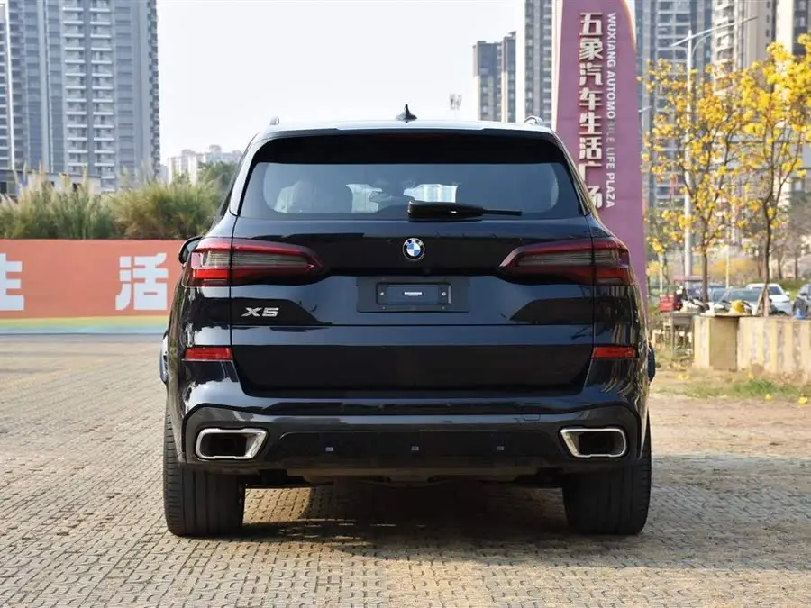 BMW X5 2022 Facelift xDrive 40Li M Sport Package