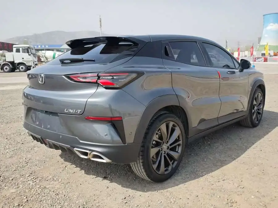 شانجان UNI-T 2020 1.5T الطراز الرائد