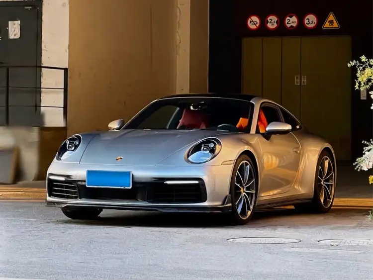 Porsche 911 2023 Carrera 3.0T