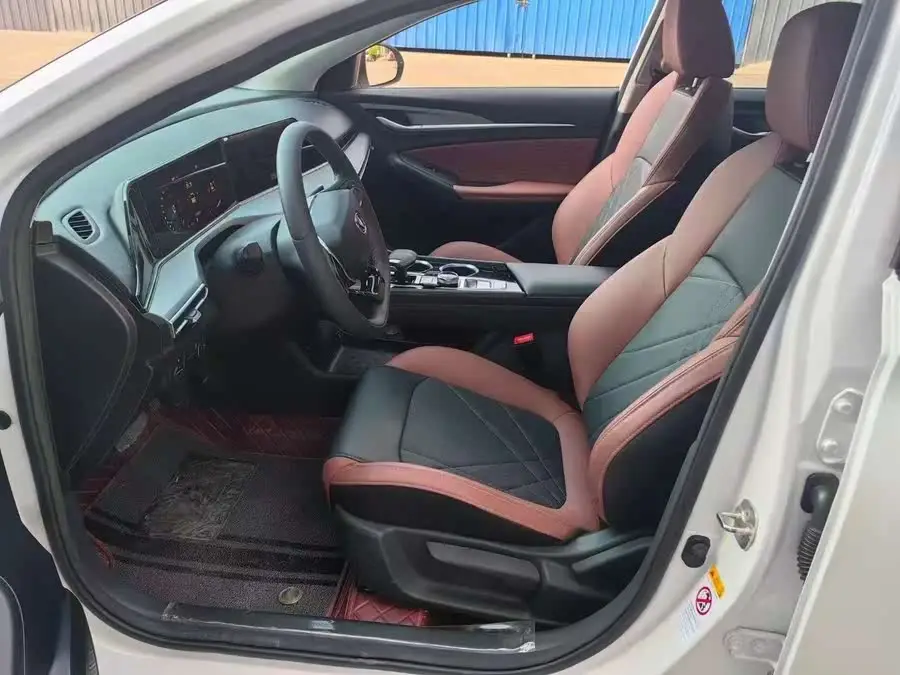 إيدونغ 2023 طراز نسخة تشانغشيانغ بلس بلو ويل NE 1.4T GDI DCT النسخة المميزة