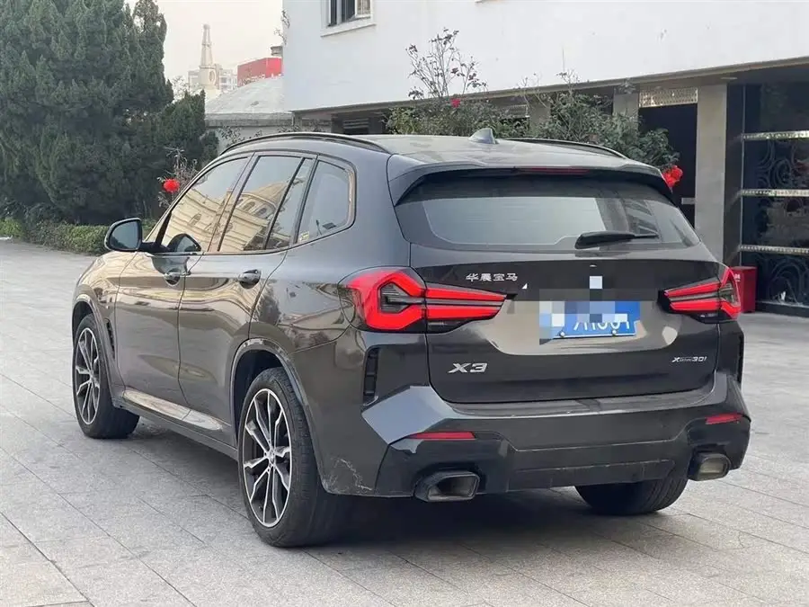 BMW X3 2022 xDrive30i Leading Model M Night Package