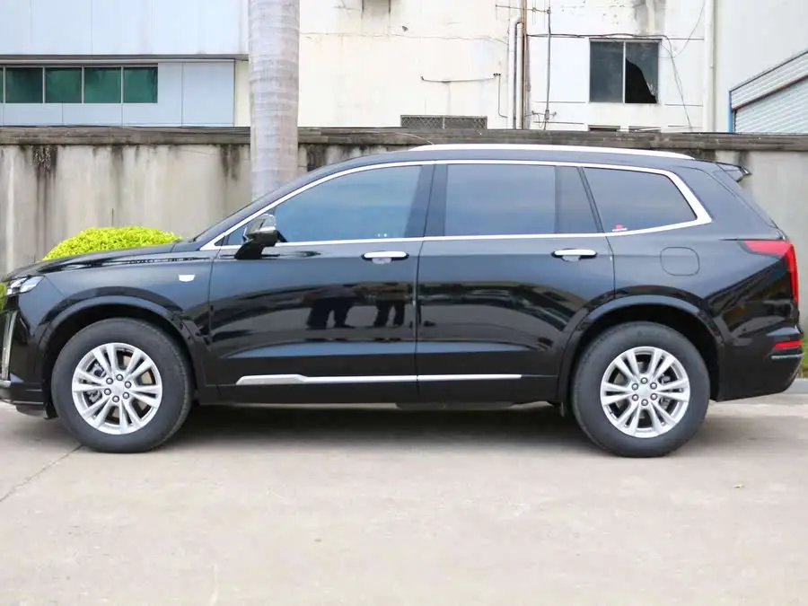 كاديلاك XT6 2022 2.0T ستة مقاعد دفع رباعي