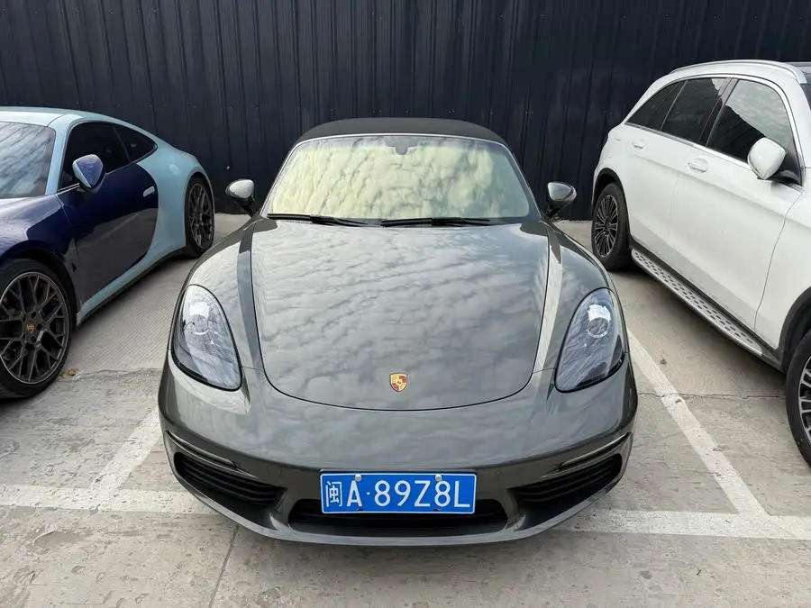 Porsche 718 2020 Model Boxster 2.0T