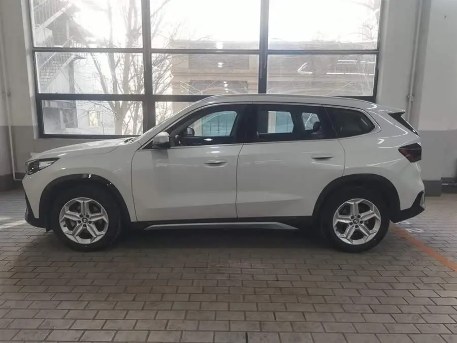 BMW X1 2023 sDrive20Li X Design Package