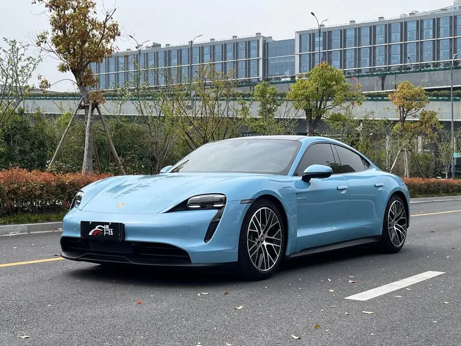 تايكان 2022 موديل تايكان