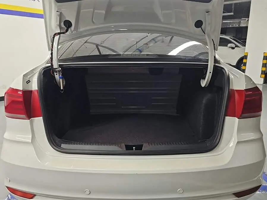 Santana 2019 1.5L Automatic Elegance Version National VI