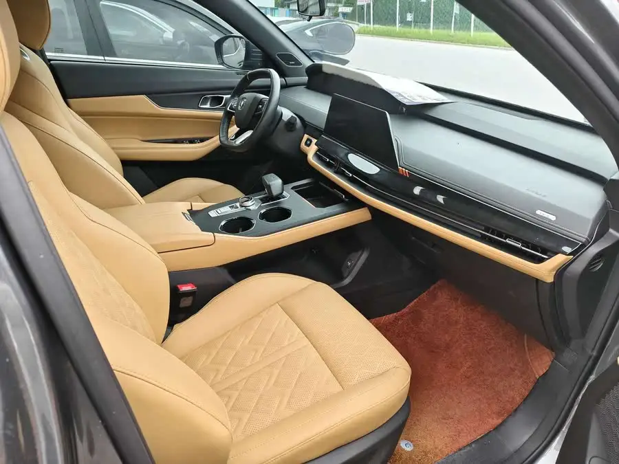 Changan UNI-K 2021 2.0T Luxury