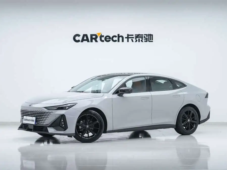 Changan UNI-V 2022 1.5T Premium