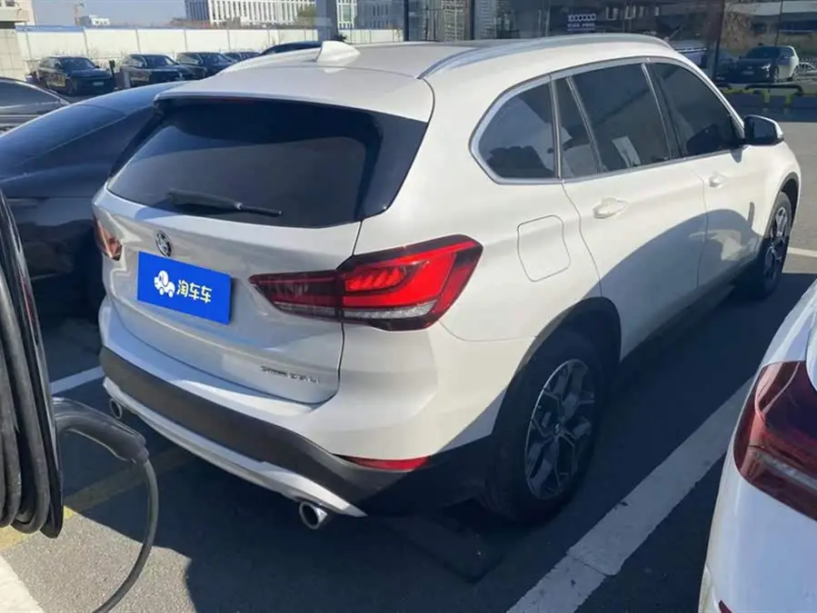BMW X1 2022 sDrive25Li Leading Edition