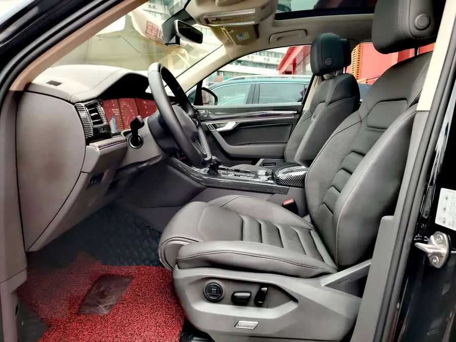 Touareg 2022 3.0 TSI R-Line Black Sport Package