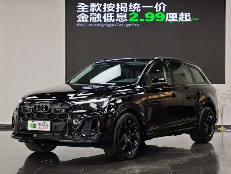 Audi Q7 2024 45 TFSI quattro S line Black Warrior