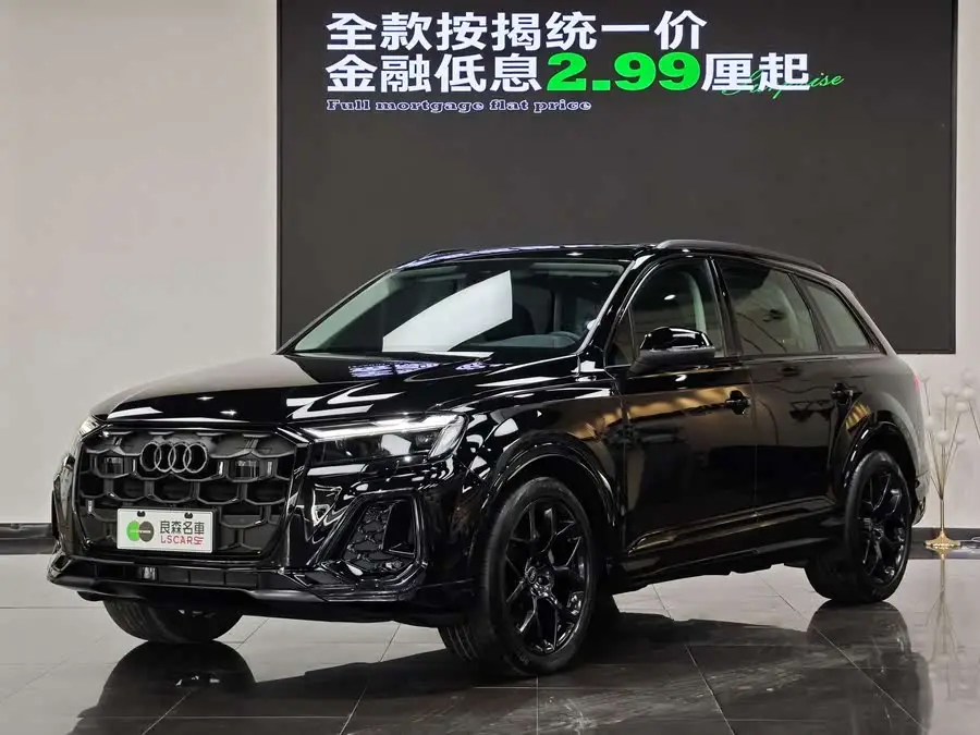 Audi Q7 2024 45 TFSI quattro S line Black Warrior