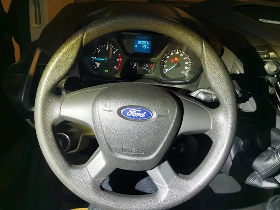 Ford Transits 2019 2.0T Diesel Commercial Travel Short Wheelbase Low Roof 7-Seater National VI