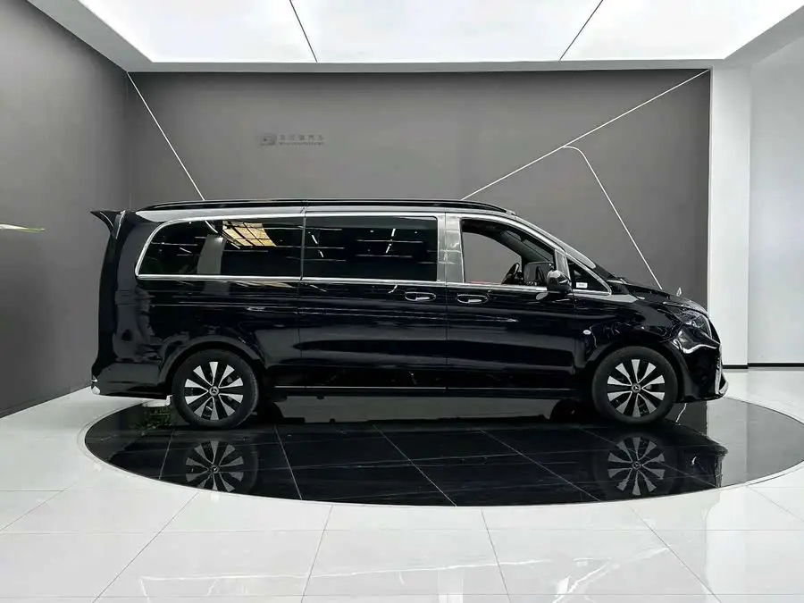 فيتو 2023 2.0T إصدار الأعمال 7 مقاعد