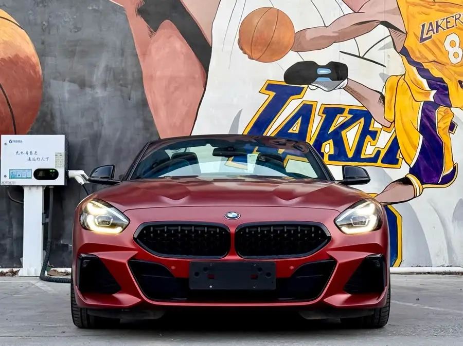 بي إم دبليو Z4 2020 sDrive 25i إصدار الشمس