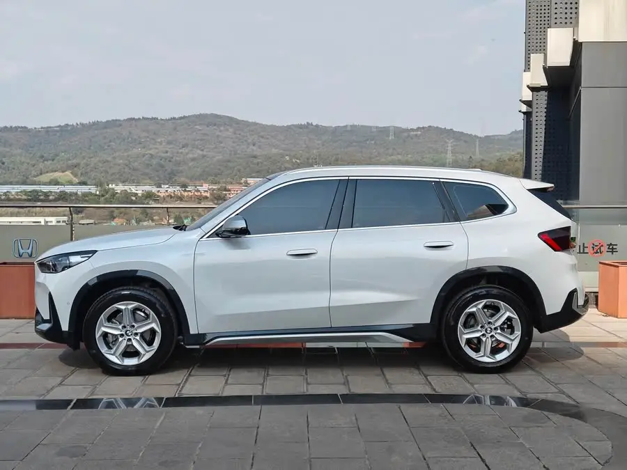 BMW X1 2024 sDrive20Li X Design Package