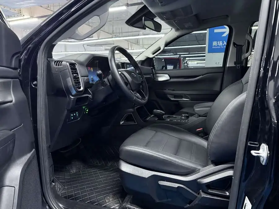 رانجر 2023 نسخة الطرق الوعرة الأوتوماتيكية 4WD بنزين