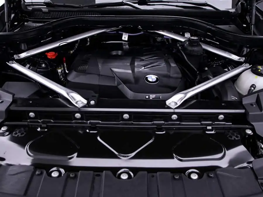 بي إم دبليو X5 2023 xDrive 30Li باقة الرياضة الليلية M