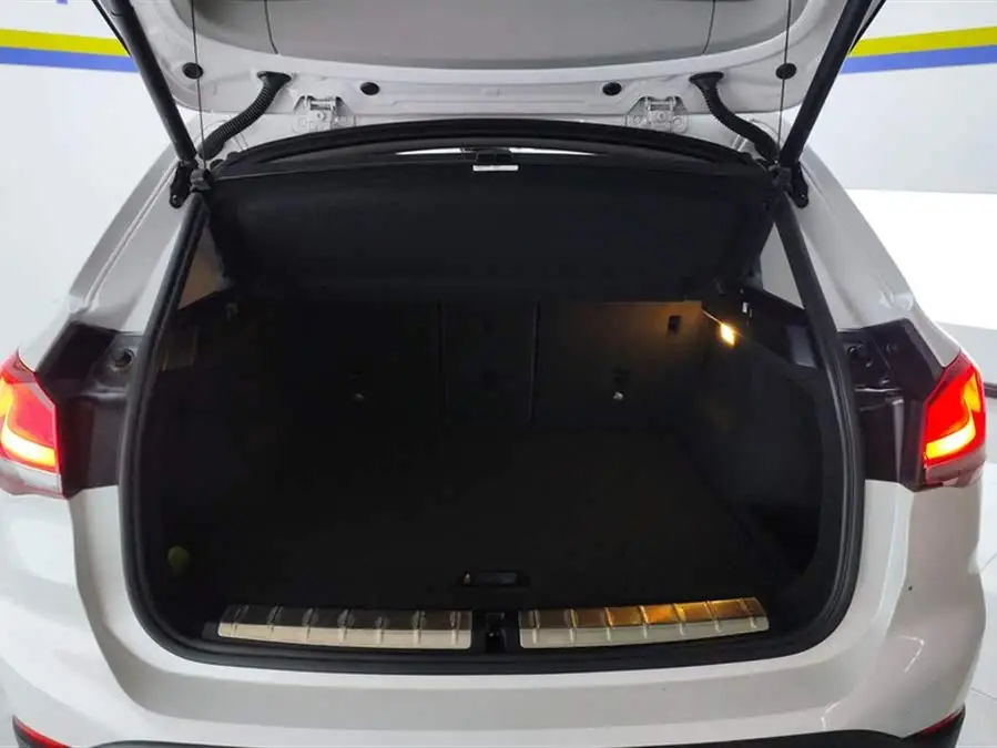 BMW X1 2022 sDrive25Li Leading Edition