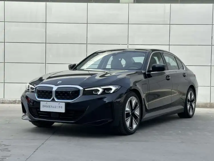 BMW i3 2022 eDrive 35 L