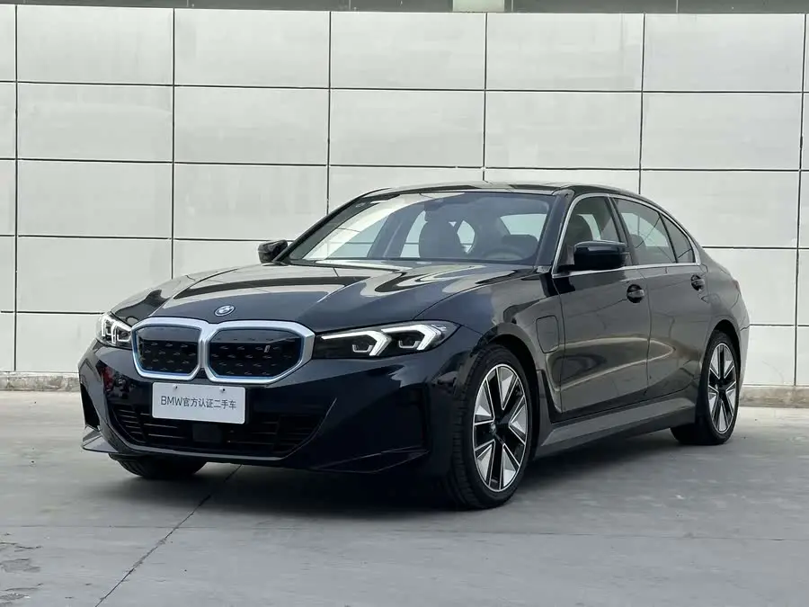 BMW i3 2022 eDrive 35 L