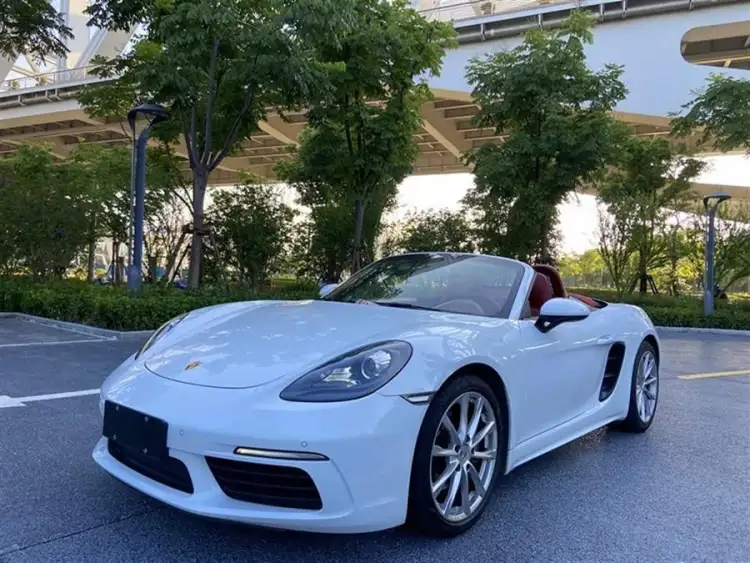 Porsche 718 2020 Model Boxster 2.0T