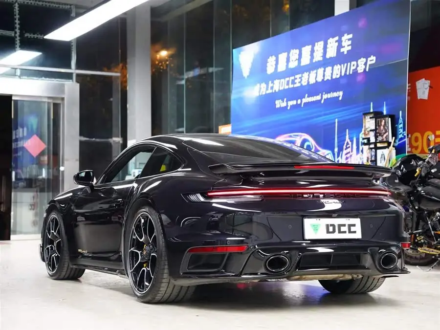 Porsche 911 2022 Turbo S 3.7T