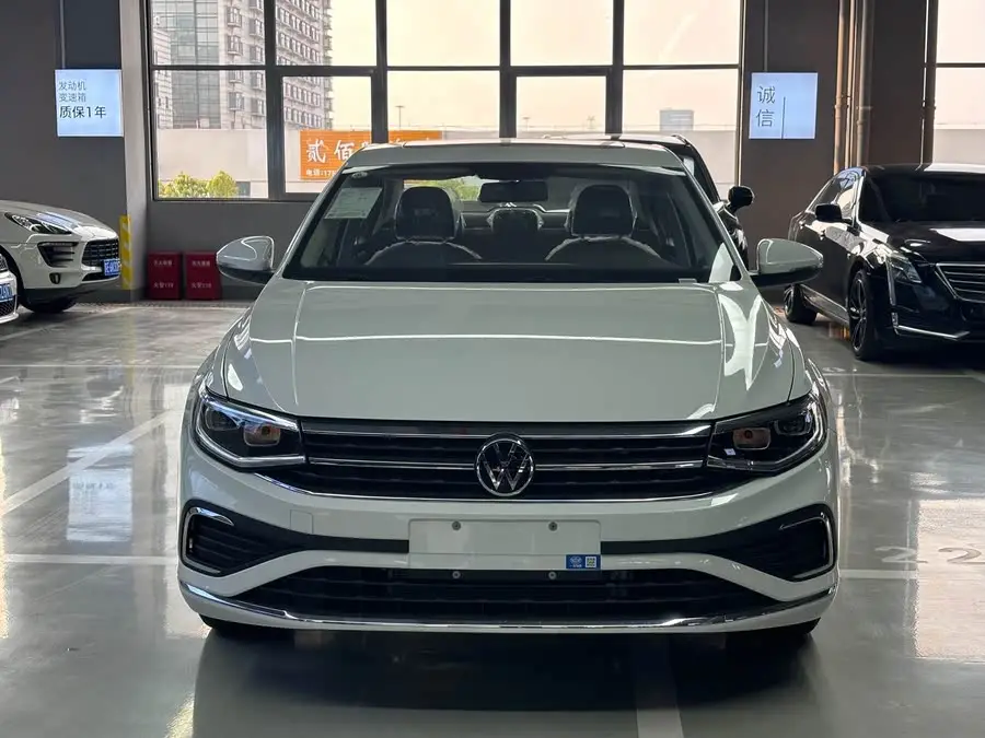 Volkswagen Bora 2025 200TSI DSG Joy Navigation Edition