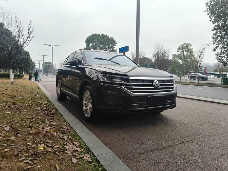 Touareg 2021 2.0 TSI Navigator Special Edition