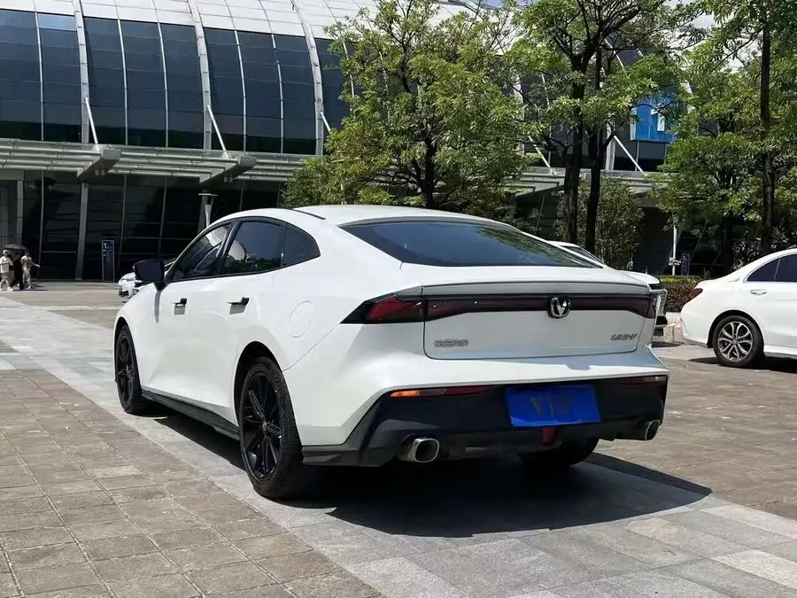 Changan UNI-V 2022 1.5T Premium