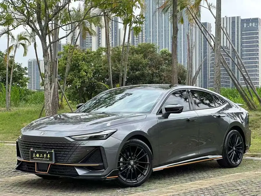 Changan UNI-V 2022 1.5T Sport Version