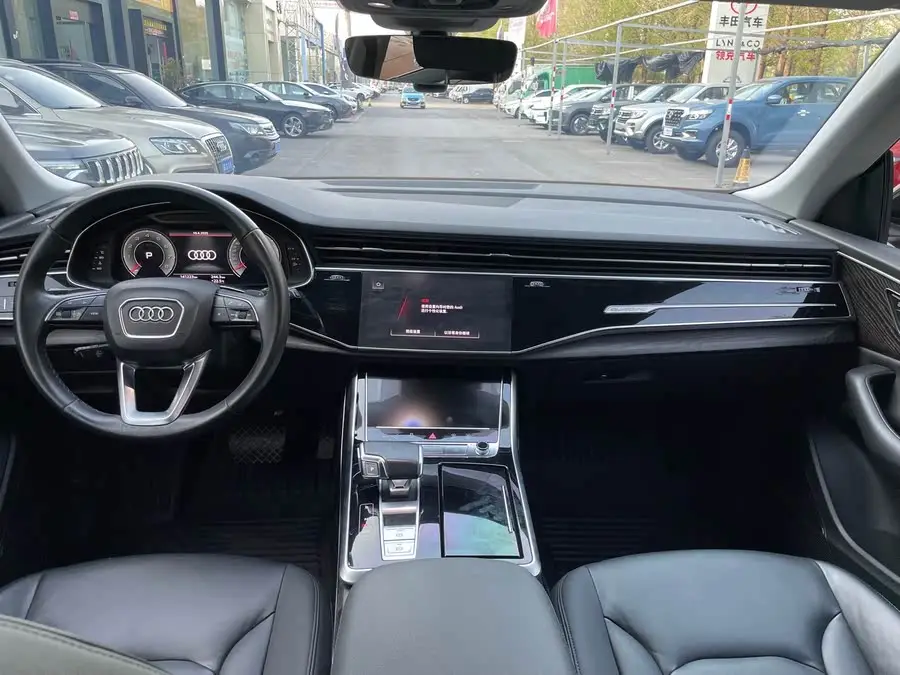 أودي Q8 2021 55 TFSI الفاخرة الديناميكية