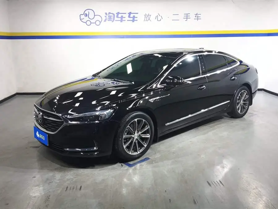 بيوك لاكروس 2020 652T فاخرة