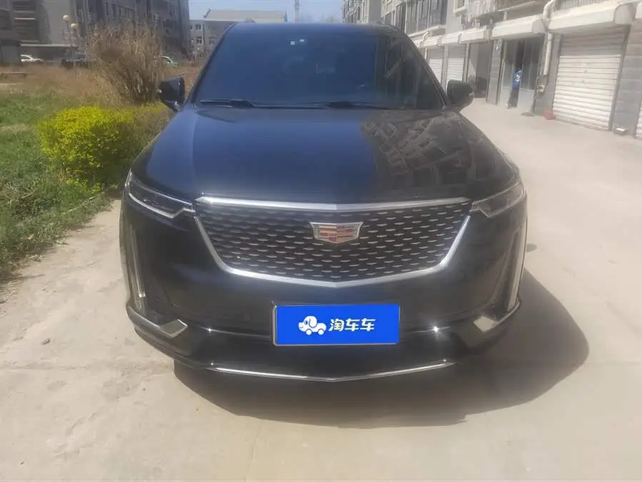 كاديلاك XT6 2022 2.0T سبعة مقاعد دفع ثنائي فاخرة