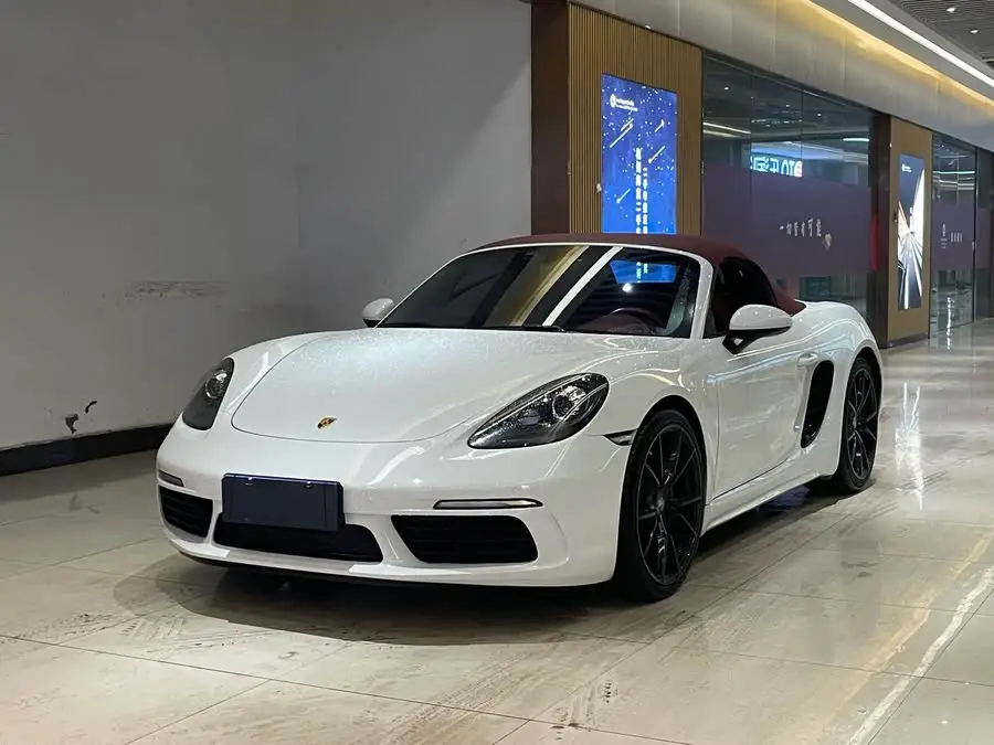 Porsche 718 2020 Model Boxster 2.0T