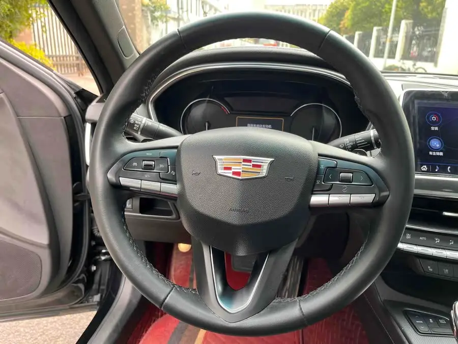 Cadillac CT5 2022 28T Luxury (Standard Edition)