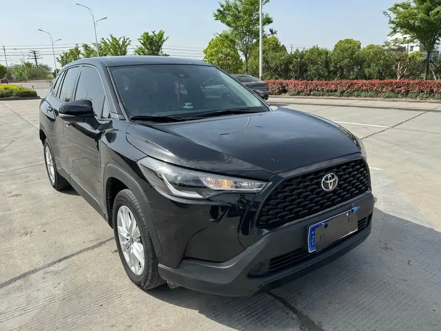 كورولا كروس 2022، 2.0 لتر رائد