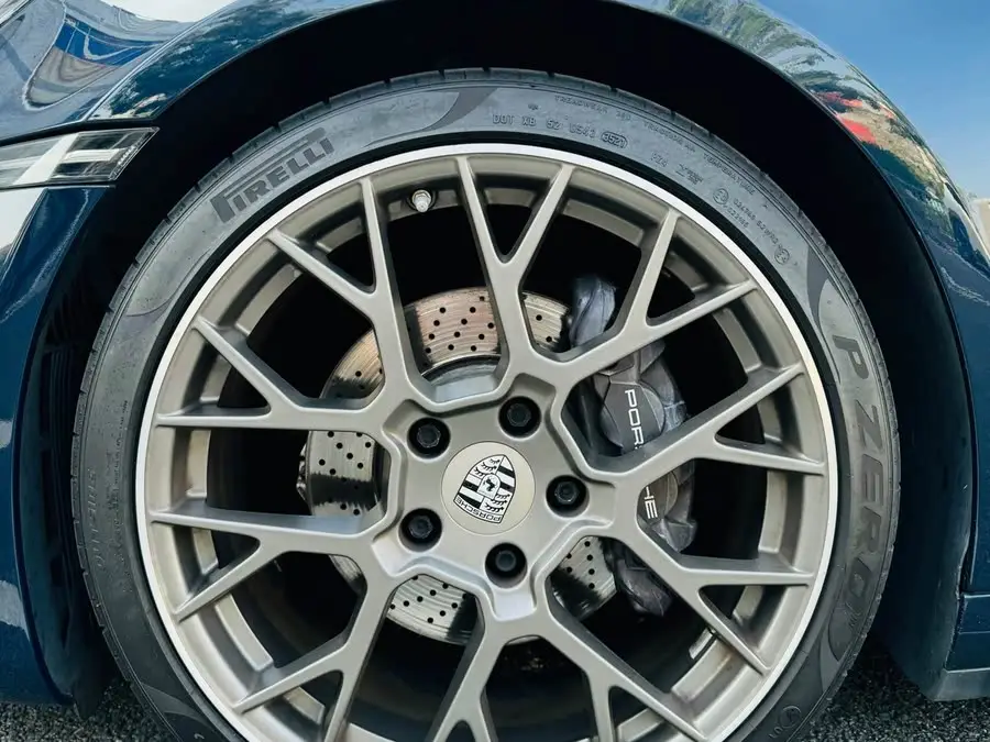 Porsche 911 2020 Carrera 3.0T