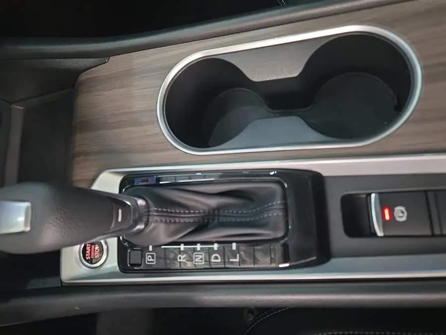 Teana 2021 2.0L XL Comfort Version