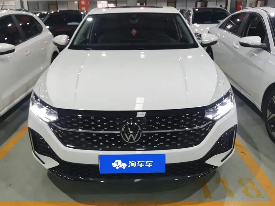 لانغ ي 2024 طراز 1.5 لتر أوتوماتيكي إصدار النجوم الخمسة ملايين